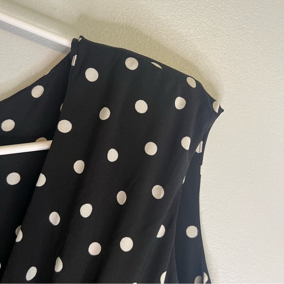 LRL Sleeveless A Line Dress Black White Polka Dot Sz 14P V Neck Classic Preppy - Picture 4 of 10